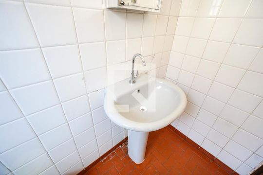 Pia de casa à venda com 3 quartos, 143m² em Penha de França, São Paulo