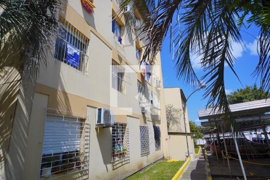 Fachada do Bloco de apartamento para alugar com 1 quarto, 40m² em Jardim Carvalho, Porto Alegre