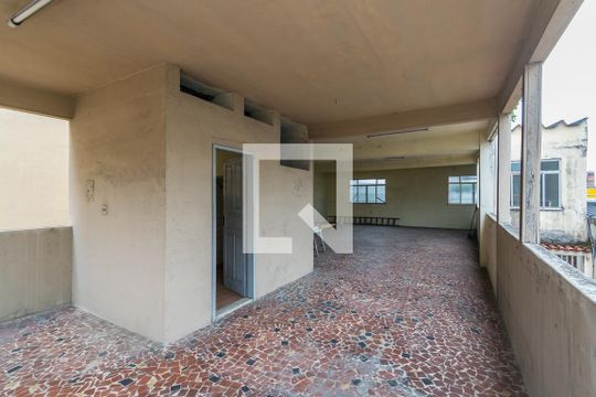 Terraço de casa para alugar com 4 quartos, 262m² em Olaria, Rio de Janeiro
