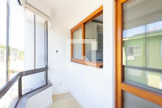 Sacada de apartamento à venda com 2 quartos, 63m² em Tristeza, Porto Alegre
