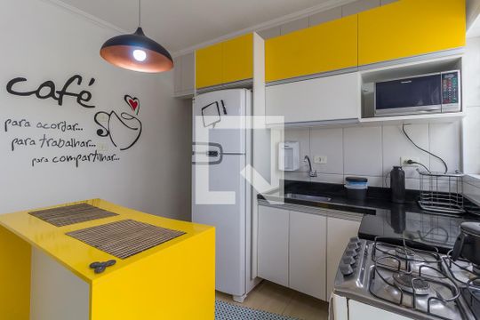 Cozinha de casa para alugar com 3 quartos, 80m² em Vila Mogi Moderno, Mogi das Cruzes