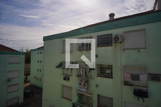 Sala_Vista  de apartamento à venda com 1 quarto, 48m² em Rubem Berta, Porto Alegre