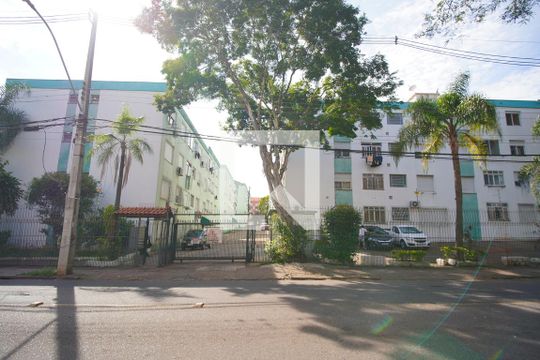 fachada  de apartamento à venda com 1 quarto, 48m² em Rubem Berta, Porto Alegre