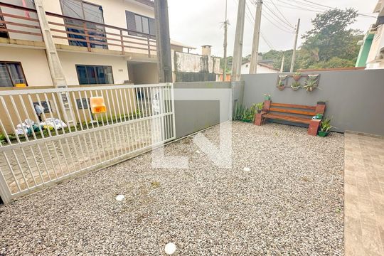 Área comum de apartamento para alugar com 1 quarto, 25m² em Ingleses do Rio Vermelho, Florianópolis