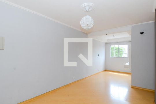 Sala de apartamento para alugar com 2 quartos, 55m² em Jardim Dourado, Guarulhos