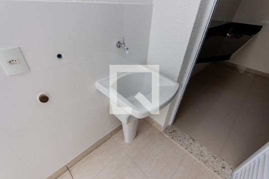 Tanque de apartamento à venda com 3 quartos, 90m² em Parque das Nações, Santo André