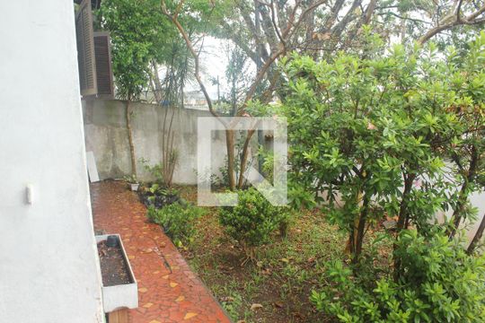 Jardim de casa à venda com 3 quartos, 100m² em Interlagos, São Paulo