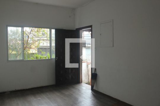 Sala de casa à venda com 3 quartos, 100m² em Interlagos, São Paulo