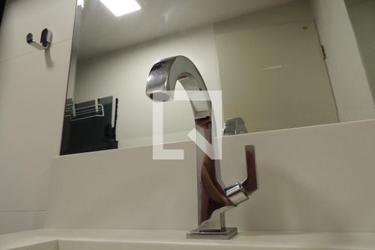 Banheiro Social de apartamento para alugar com 2 quartos, 46m² em Jacarepaguá, Rio de Janeiro