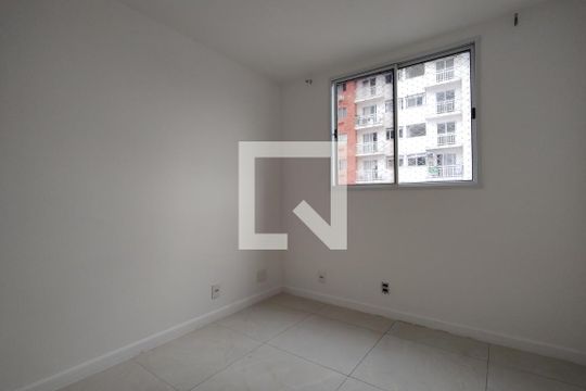 Quarto 2 de apartamento para alugar com 2 quartos, 46m² em Jacarepaguá, Rio de Janeiro