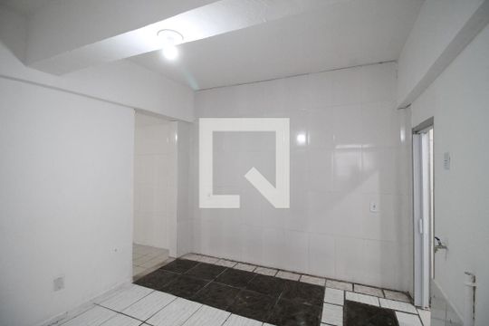 Sala/Cozinha de casa para alugar com 1 quarto, 25m² em Vila Talarico, São Paulo