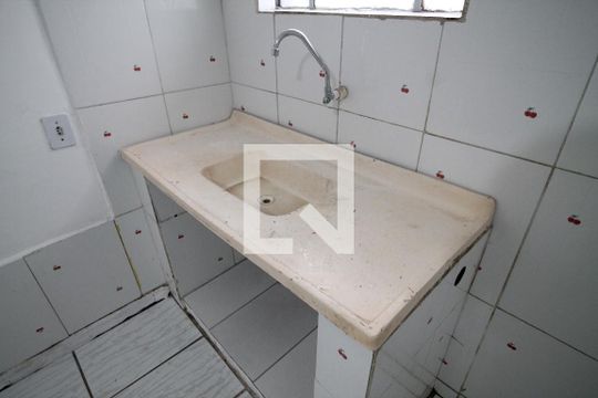 Sala/Cozinha de casa para alugar com 1 quarto, 25m² em Vila Talarico, São Paulo