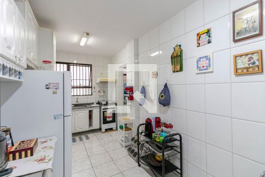 Cozinha de apartamento à venda com 4 quartos, 140m² em Buritis, Belo Horizonte