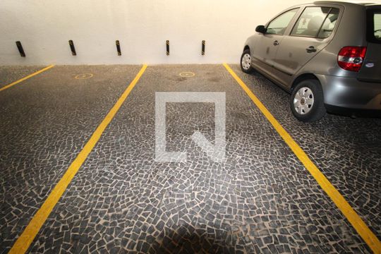 Garagem de apartamento para alugar com 1 quarto, 50m² em Centro, Campinas