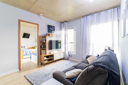 Sala de apartamento para alugar com 2 quartos, 70m² em Usina Piratininga, São Paulo