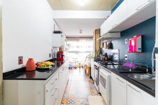 Cozinha de apartamento para alugar com 2 quartos, 70m² em Usina Piratininga, São Paulo