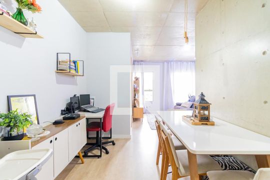 Apartamento para alugar com 2 quartos, 70m² em Usina Piratininga, São Paulo