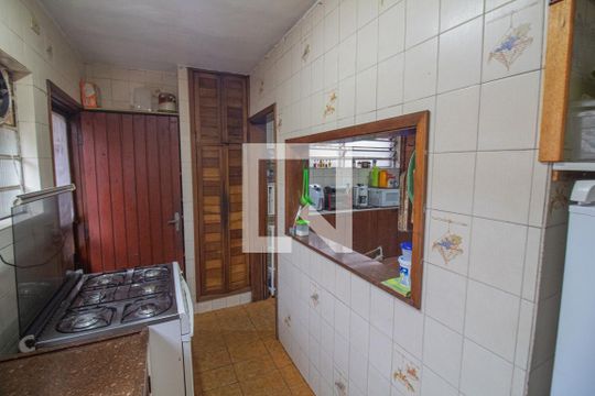 Cozinha de casa para alugar com 3 quartos, 213m² em Jardim Dom Bosco, São Paulo
