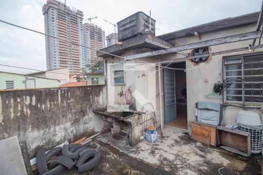 Área de Serviço de casa para alugar com 3 quartos, 213m² em Jardim Dom Bosco, São Paulo