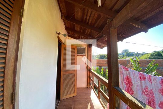 Sacada de casa à venda com 3 quartos, 180m² em Primavera, Novo Hamburgo