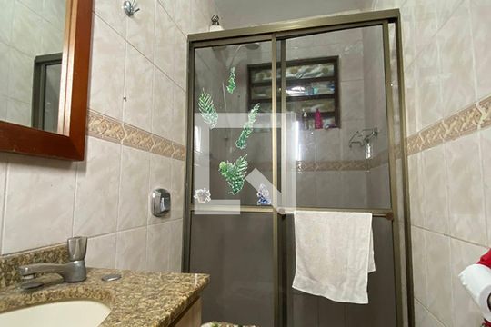 Banheiro 1 de casa à venda com 3 quartos, 180m² em Primavera, Novo Hamburgo