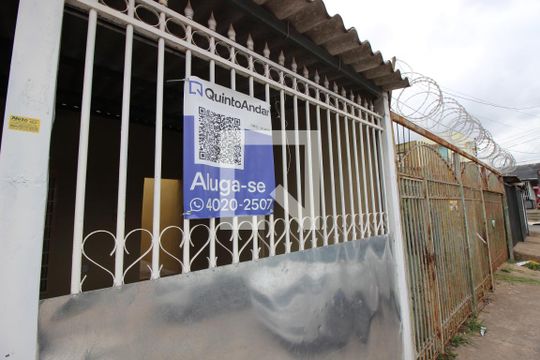 Placa de casa para alugar com 3 quartos, 120m² em Ceilândia Sul (ceilândia), Brasília
