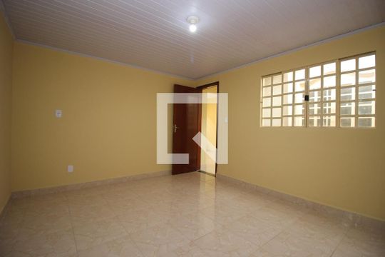 Suíte de casa para alugar com 3 quartos, 120m² em Ceilândia Sul (ceilândia), Brasília