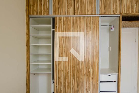 Quarto 2 de apartamento para alugar com 2 quartos, 70m² em Gutierrez, Belo Horizonte