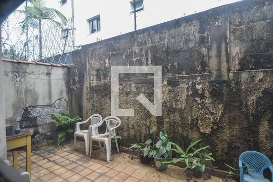Quintal  de casa à venda com 3 quartos, 128m² em Santo Amaro, São Paulo