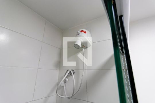 Banheiro de kitnet/studio à venda com 1 quarto, 24m² em Sé, São Paulo