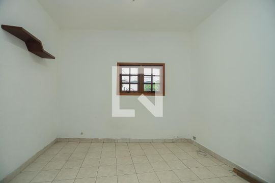Sala de casa para alugar com 2 quartos, 72m² em Alto de Pinheiros, São Paulo