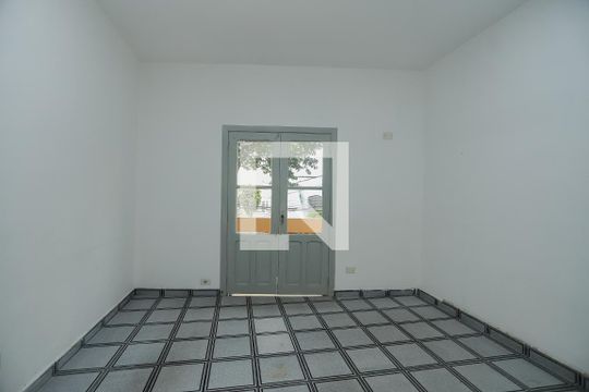 Quarto 1 de casa para alugar com 2 quartos, 72m² em Alto de Pinheiros, São Paulo