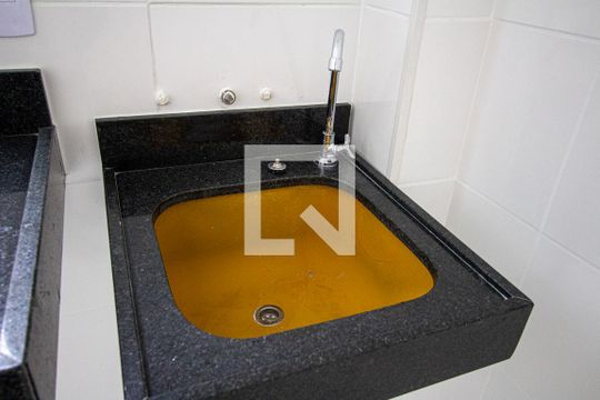 Detalhe da area de serviço de apartamento para alugar com 2 quartos, 40m² em Vila Lage, São Gonçalo