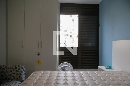 Quarto de apartamento para alugar com 1 quarto, 70m² em José Menino, Santos