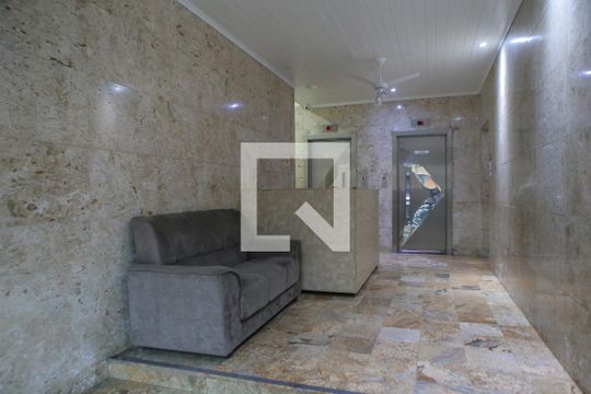 Hall de entrada de apartamento para alugar com 1 quarto, 70m² em José Menino, Santos