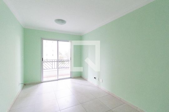 Sala de apartamento à venda com 3 quartos, 68m² em Continental, Osasco