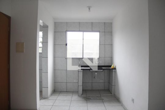 Sala/Cozinha de apartamento para alugar com 2 quartos, 55m² em Jardim Quaresmeira, Suzano