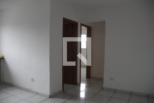 Apartamento para alugar com 2 quartos, 55m² em Jardim Quaresmeira, Suzano