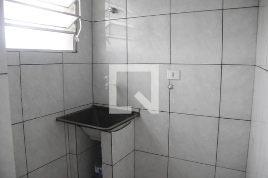 Cozinha de apartamento para alugar com 2 quartos, 55m² em Jardim Quaresmeira, Suzano