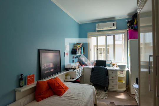 quarto 2 de casa de condomínio à venda com 3 quartos, 102m² em Vila Conceição, Porto Alegre