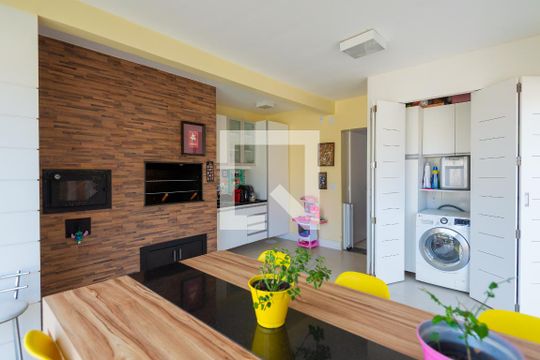 Área comum de casa de condomínio à venda com 3 quartos, 102m² em Vila Conceição, Porto Alegre