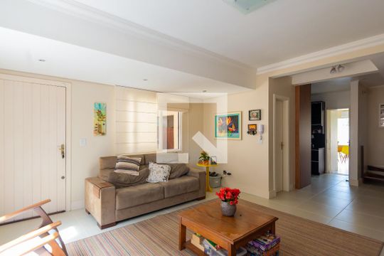 Sala de casa de condomínio à venda com 3 quartos, 102m² em Vila Conceição, Porto Alegre
