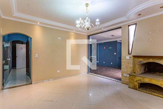 Sala 1 de casa à venda com 1 quarto, 349m² em Vila Helena, Santo André