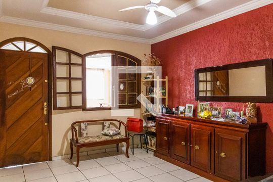 Copa de casa para alugar com 5 quartos, 360m² em Itatiaia, Belo Horizonte