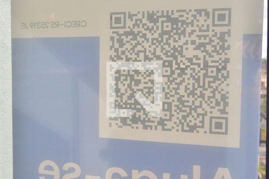 Instalação da plaquinha de apartamento à venda com 2 quartos, 51m² em Olaria, Canoas