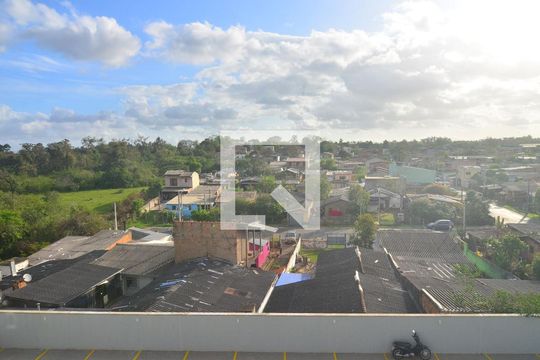 Vista Sala de apartamento à venda com 2 quartos, 51m² em Olaria, Canoas