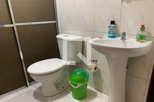 Banheiro 1 de casa à venda com 3 quartos, 169m² em Santo Antônio, Osasco