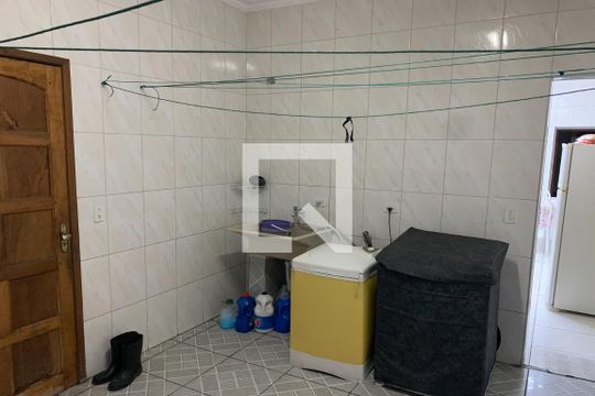 Área de Serviço de casa à venda com 3 quartos, 169m² em Santo Antônio, Osasco