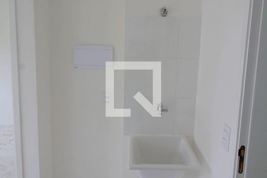 Área de Serviço de apartamento para alugar com 1 quarto, 24m² em Paraíso do Morumbi, São Paulo
