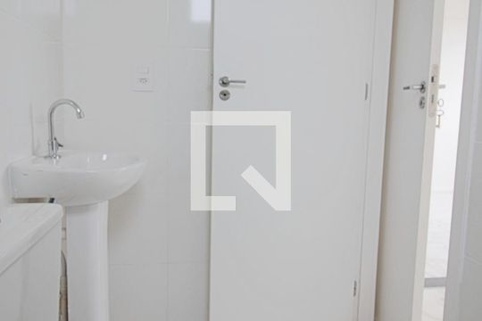 Banheiro da Suíte de apartamento para alugar com 1 quarto, 24m² em Paraíso do Morumbi, São Paulo